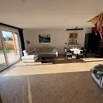 Slowianka-chatka Pod Lasem