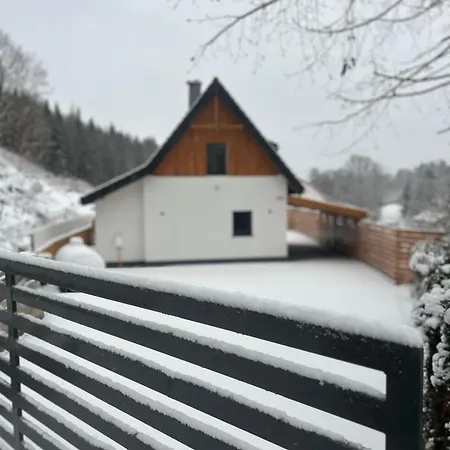 Slowianka-chatka Pod Lasem Woliborz
